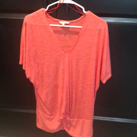 Flowy  blouse - Picture 1 of 2